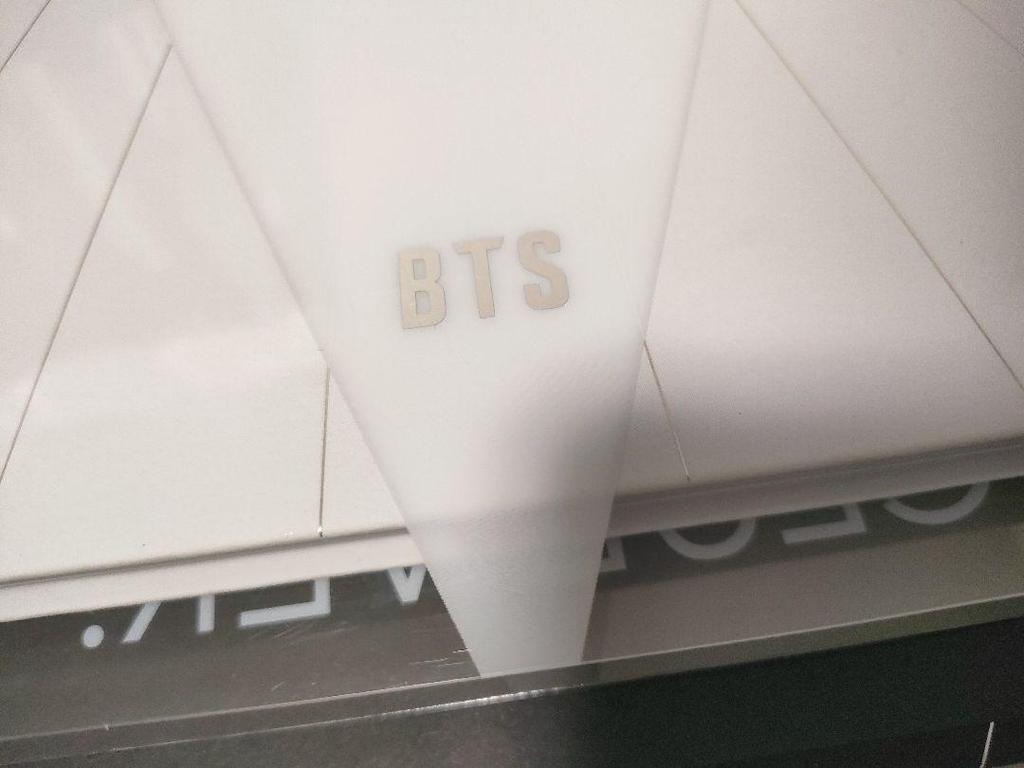 [USED] MAP OF THE SOUL ON:E CONCEPT PHOTOBOOK