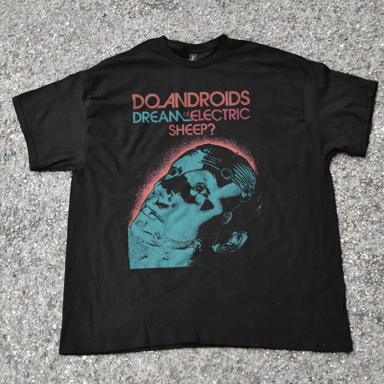 Do Androids Dream of Electric Sheep? T-Shirt | Philip K. Dick Vintage Style Tee | Sci-Fi Classic Book Shirt | Retro Cyberpunk Clothing M