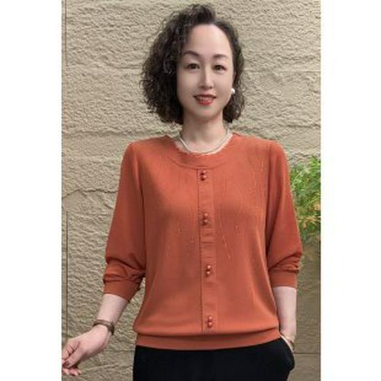 

Mom s Stylish Spring T-shirt: Chic & Age-Reducing Fashion for Middle-Aged & Elderly Women 2XL