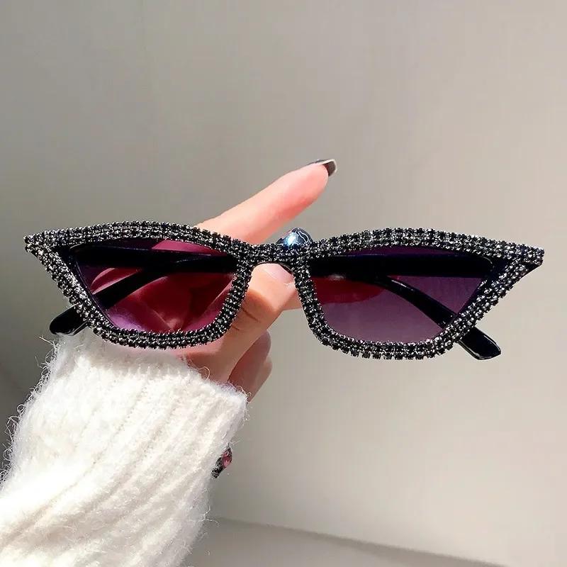 Fashion Diamond Cat Eye Sunglasses Women Men Luxury Brand Designer Glitter Triangle Sun Glasses UV400 Shades Eyeglasses Goggles