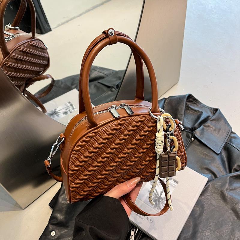 

2025 New Korean Style Fashion Leather Crossbody Shoulder Bag for Women - Casual Light Luxury Autumn/Winter