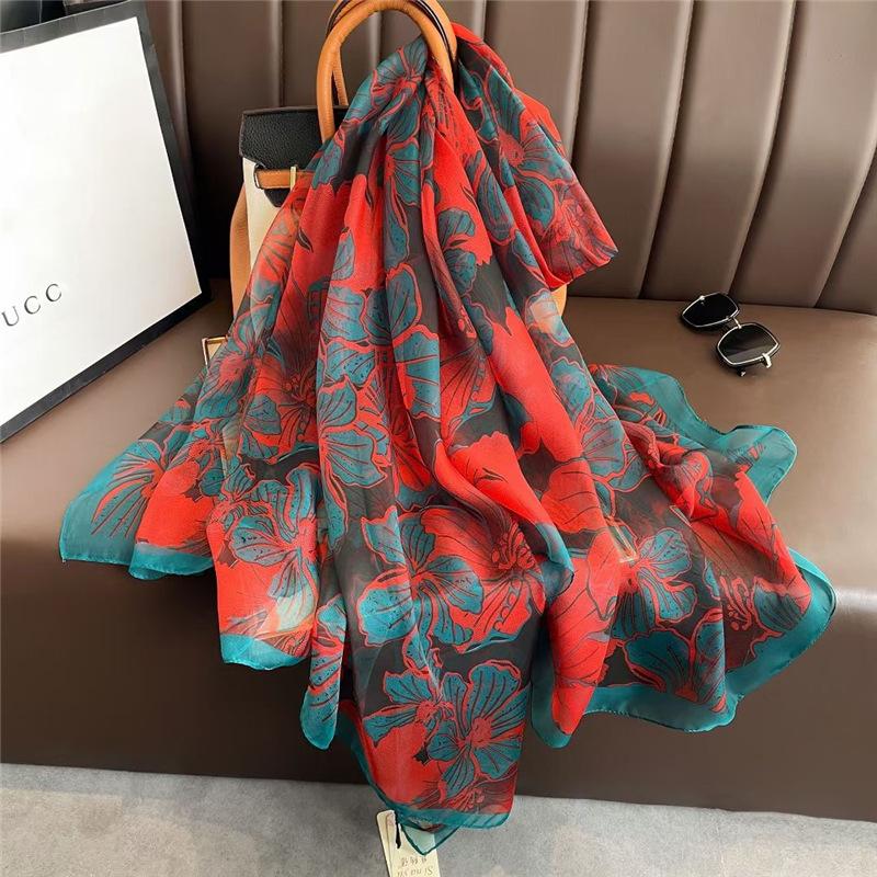 New Silk Beach Stoles Women Hijab Scarf Sunscreen Shawl Wraps Ladies Scarves Foulard Beach Stoles Female Bandana Echarpe