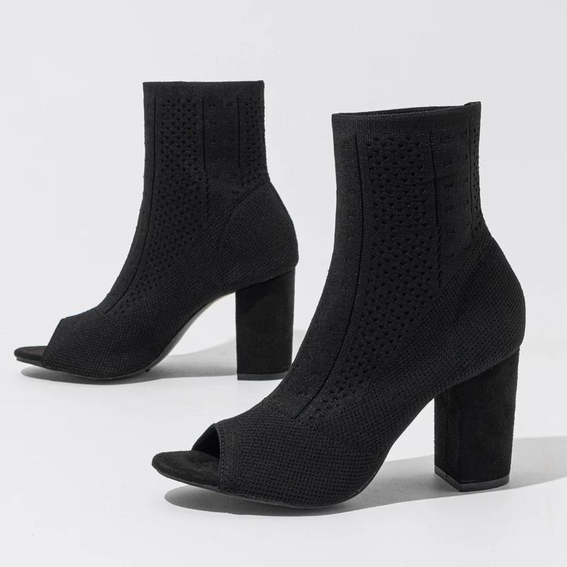 Mode Eilyken Neues Design Peep Toe Bequemes Stretchmaterial Damen Stiefeletten Sandalen Frühling Quadratische Hohe Absätze Party Damenschuhe