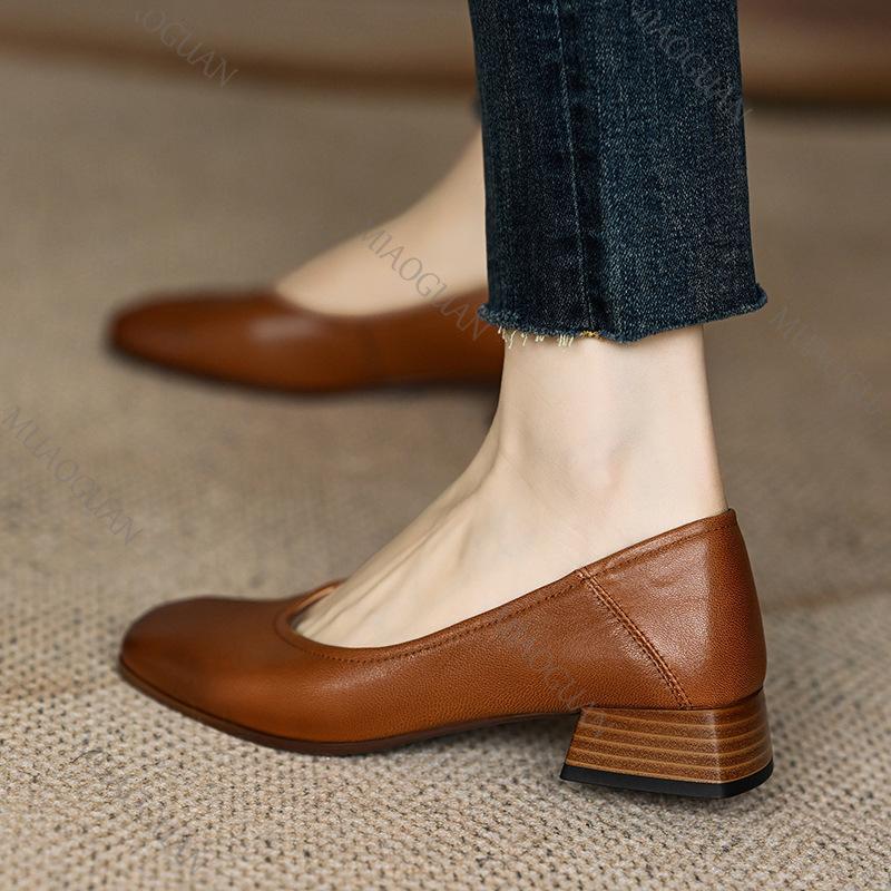 Módní boty na nízkém podpatku, dámské jarní podzimní nové retro boty s hranatou špičkou z měkké kůže, silný podpatek, lodičky, jednobarevné podpatky pro ženy