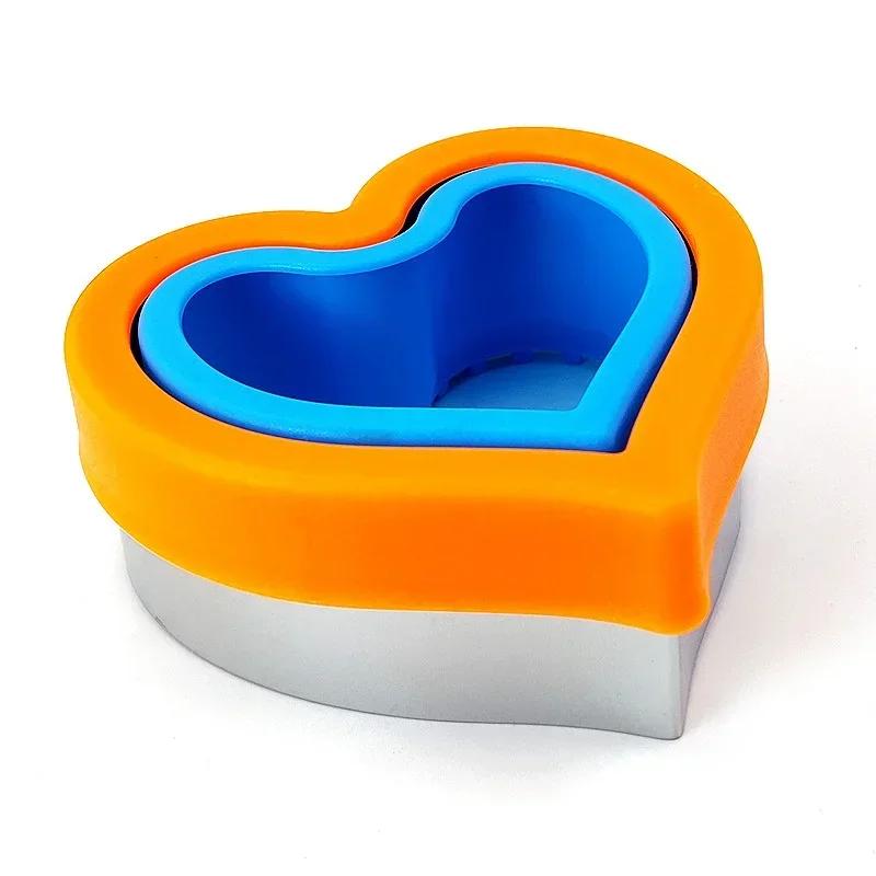 Sandwich Cutter and Sealer Set for Kids Stainless Steel Cookies Mold Bread Mould Cookie Cutters Bento Lunch Kitchen Accessories