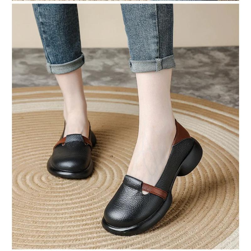 Genuine Leather Flats Women Round Toe Shallow Shoes Ladies Luxury Driving Moccasins Female Vintage Slip On Autmn Loafers