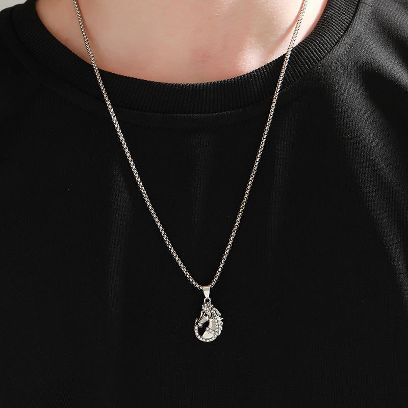Hot Selling Fashion Men's Personality Creative Design Trend Diamond Horse Pendant Necklace