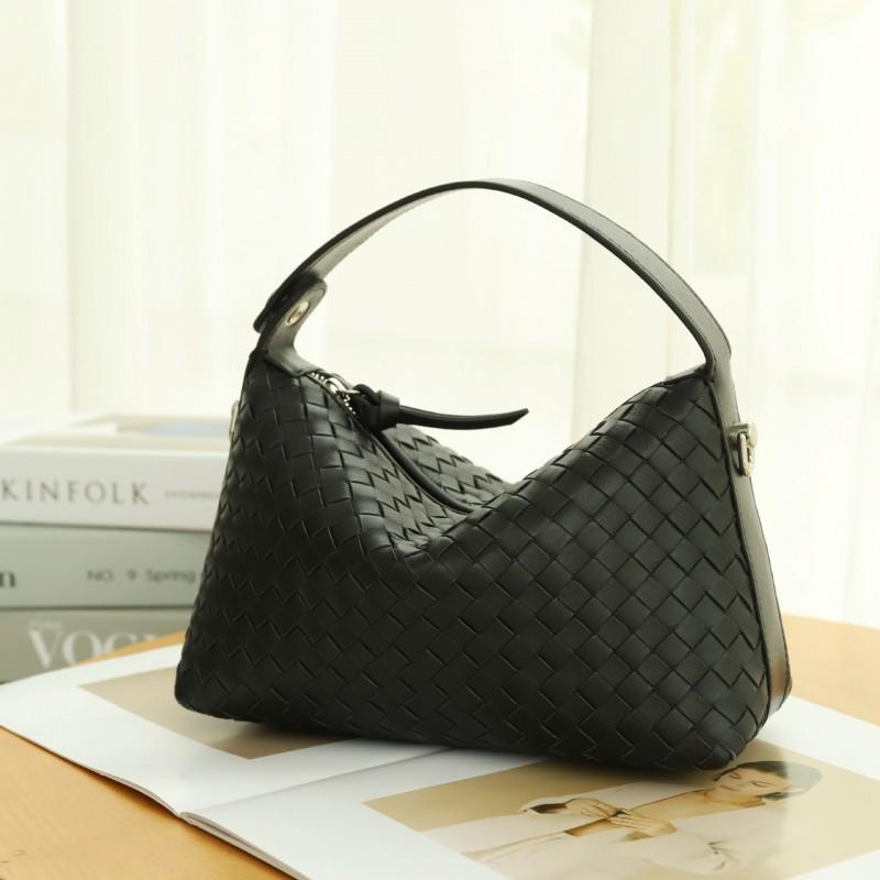 

Bag Armpit Hand-woven Sheepskin Chain Crossbody Leather Women s Fashionable Portable Dumpling Length 25, base width 10, height 15cm чёрный