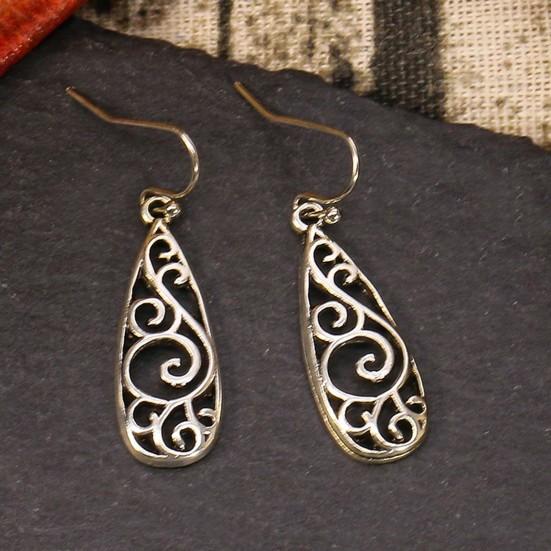 1 Pair Ear Ornament Waterfall Shape Bohemia Style Ultra-Light Long Hanging Vintage Drop Earrings for Women