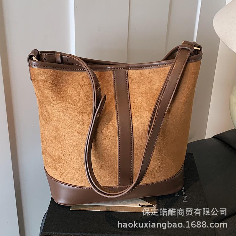 Suede Retro Small Bag Women's 2025 New Trendy Fashion Simple Shoulder Underarm Bag Messenger Bag Bucket Bag