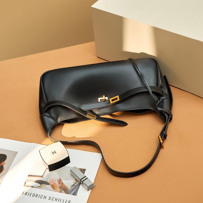 Women's Cowhide Fashion Shoulder Bag Light Luxury Leather Large Capacity Women's Commuter Underarm Tote Bag