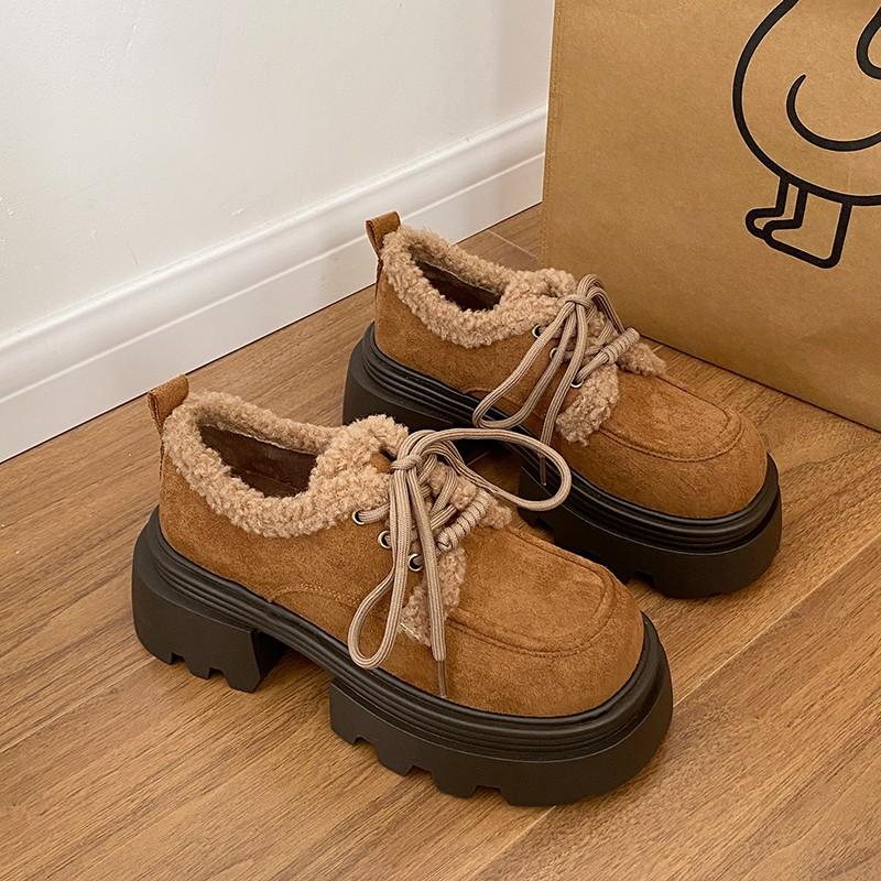 

Модная женская обувь на толстом каблуке, осенняя новинка, с круглым носком, глубоким вырезом, передним ремешком, толстой подошвой, нескользящая, износостойкая, низкая обувь 35