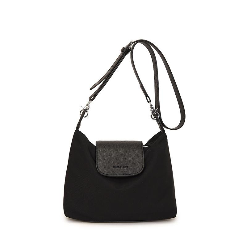 

2025 новая корейская сумка-пельмень в стиле инс из повседневной ткани Оксфорд, легкая, для поездок на работу, универсальная, сумка-мессенджер, сумка-тоут для женщин