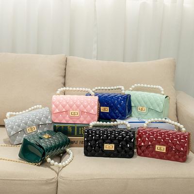 Modische Silikon-Handytasche Jelly Pearl Handtasche Stilvolle Kette Umhängetasche Geeignet für Frauen Täglich, Arbeit, Outdoor, Reisen.