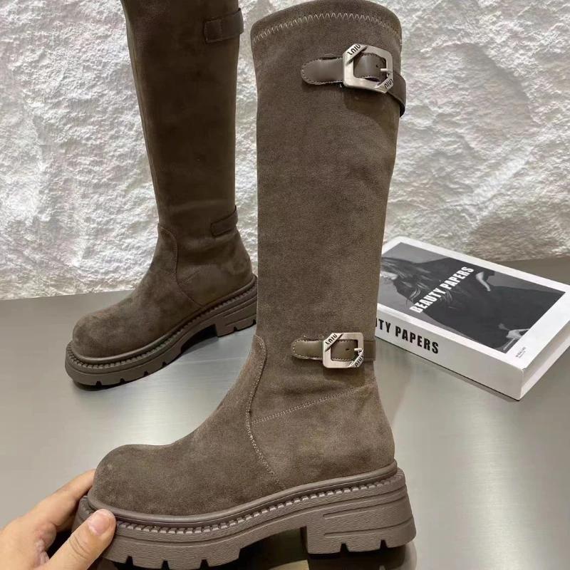 

Модные высокие сапоги для женщин, плоская подошва, замшевые, зимние, дизайнерская обувь, модные сапоги до колена, новинка 2025, брендовое платье, готические женские ботинки челси 39 коричневый