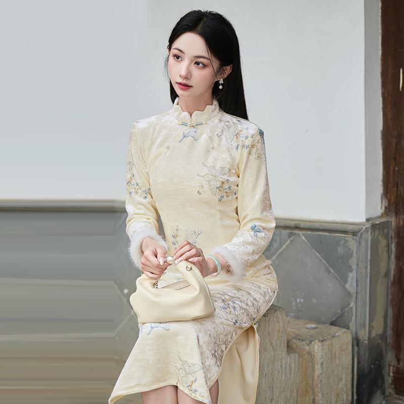 Beige velvet winter clothing national style new Chinese long-sleeved cheongsam winter thick improved young inner model