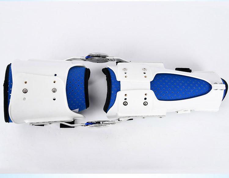 Plastknä- och fotledsstöd med ledstöd