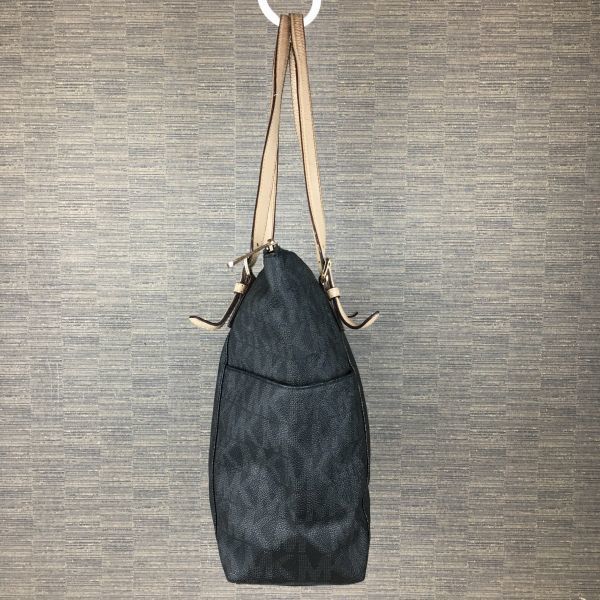 MICHAEL KORS Shoulder Handbag Black Logo Pattern(USED)