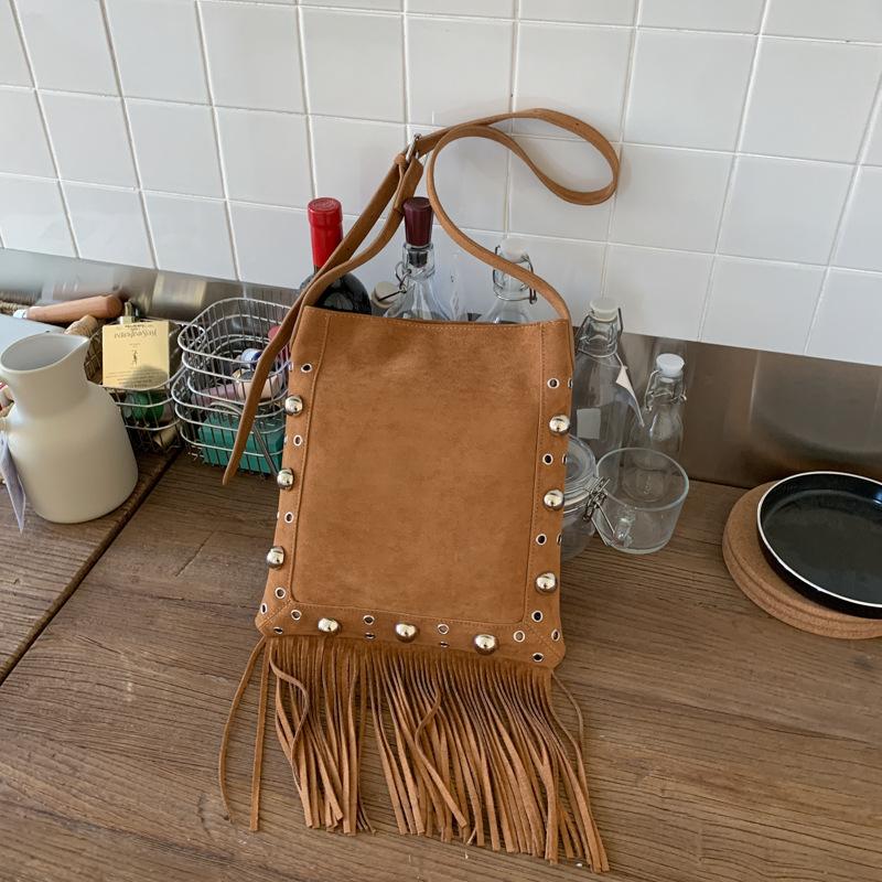 Internet Celebrity Same Casual Punk Matte Suede Shoulder Messenger Bag Trendy Fashion Rivet Tassel Tote Small Square Bag