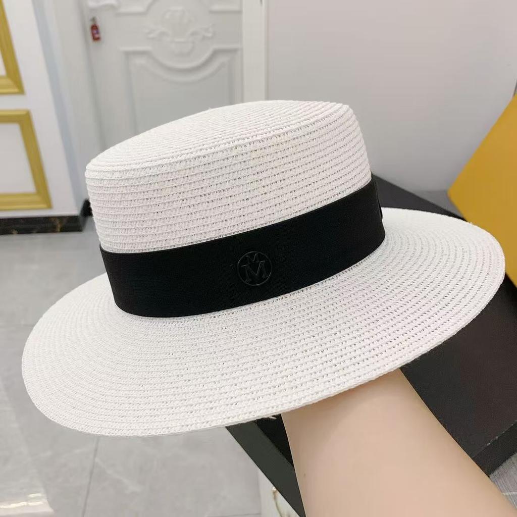 Straw hat female summer versatile flat top beach hat sun protection shade British top hat Internet celebrities outdoors
