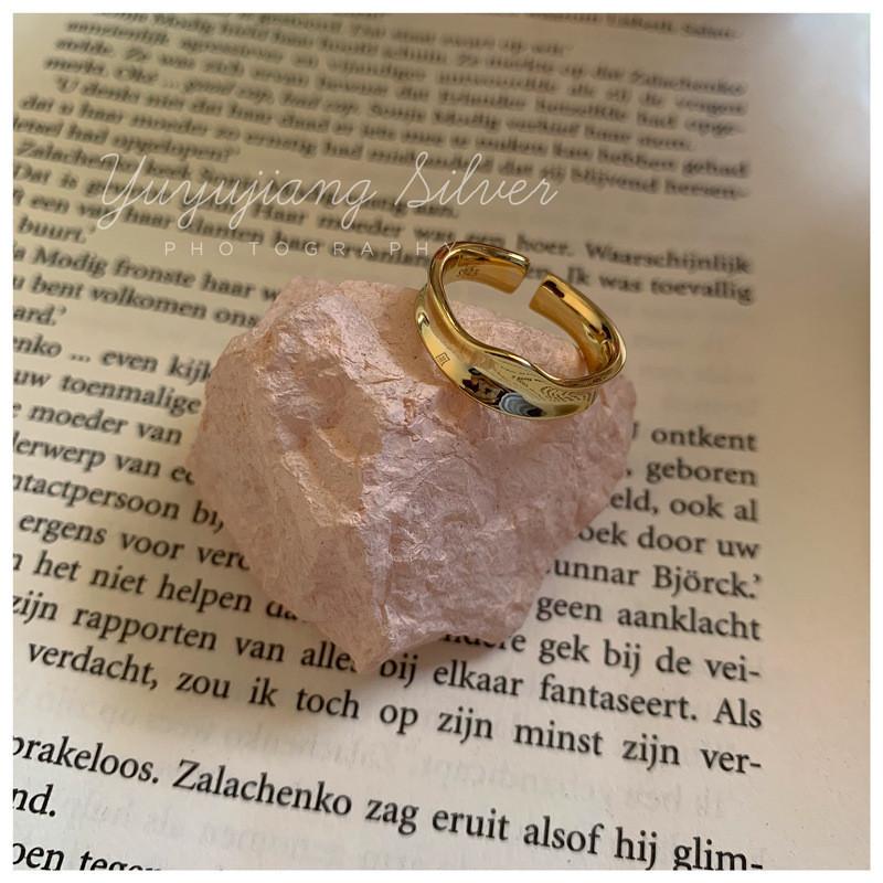 Chic And Stylish 925 Pure Silver Chain Ring Adjustable Size Perfect For Gifting