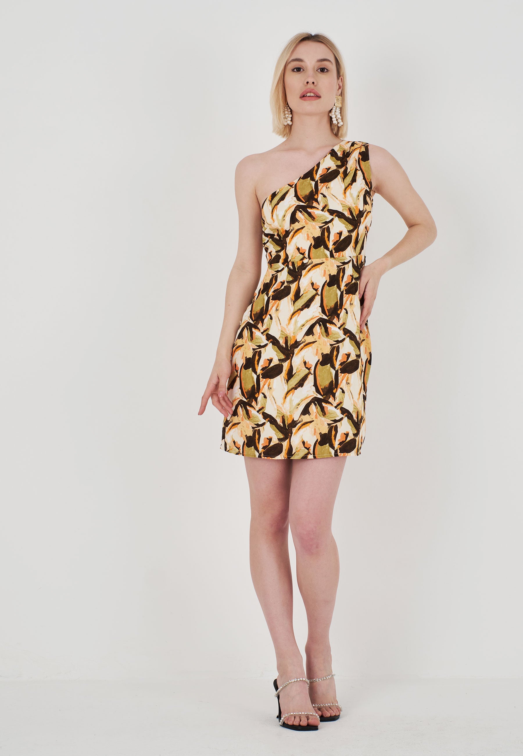 

Желтое Платье На Одно Плечо С Цветочным Узором - Желтый