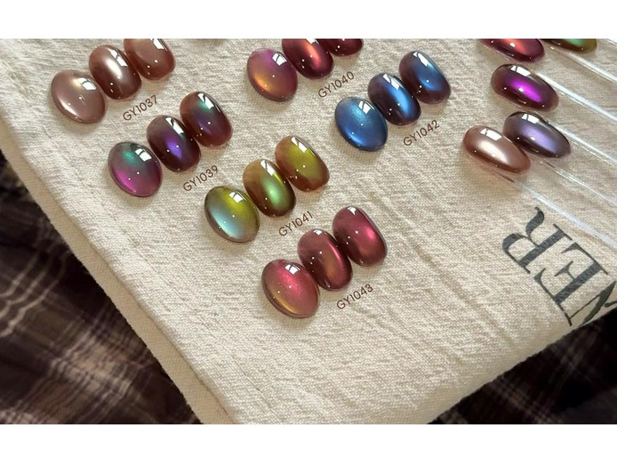 Goya Cat Eye Gel Polish 2026: Autumn/Winter Aurora Nail Art.