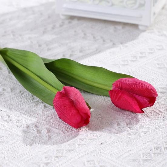 Artificial Tulip with Green Leaves Realistic Fake Flower Stem Wedding Party Table Centerpiece Indoor Outdoor Faux Bloom Decoration