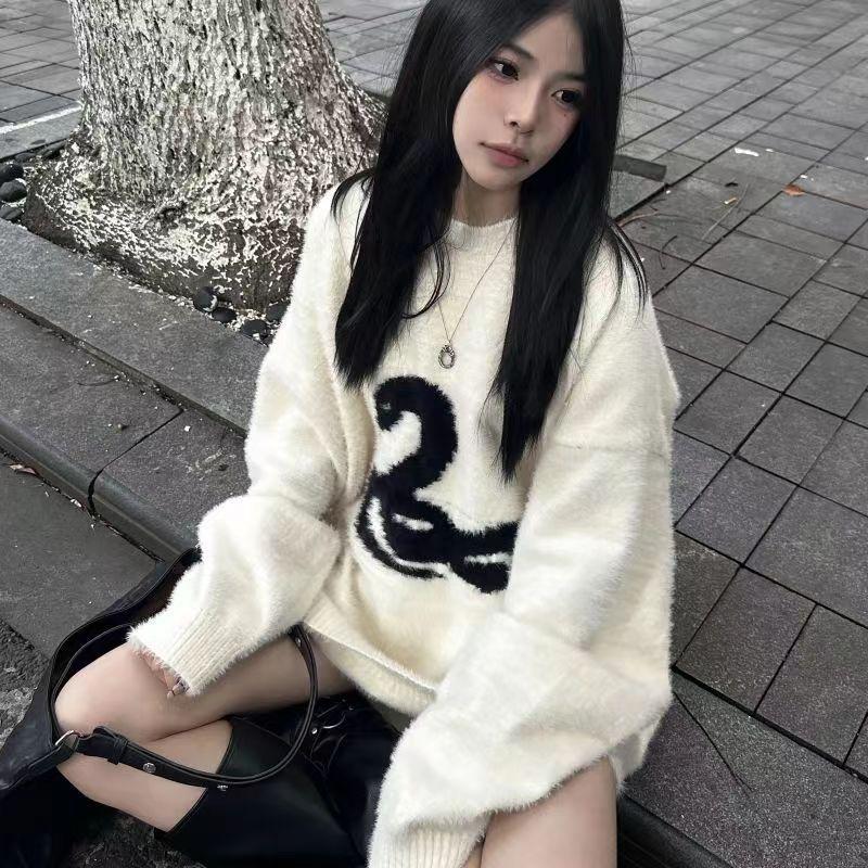 Y2k vit gotiskt tryck dam tröja Oversized Harajuku Koreanskt mode stickade tröjor Orm Höst Varm Streetwear