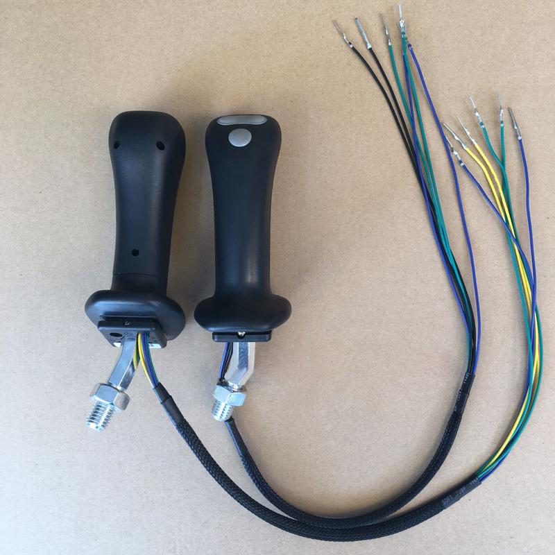 1 Pair 3Button Excavator Joystick Lever Handle Fit For DX140LC DX140W DX160LC DX170W DX225LC 300LC340LC 420LC 520LC