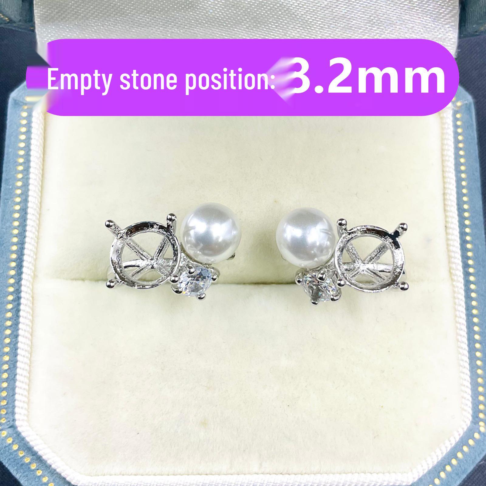 

Elegant 8.2mm Pearl Ear Clips with Diamond Inlay – No Piercing Required