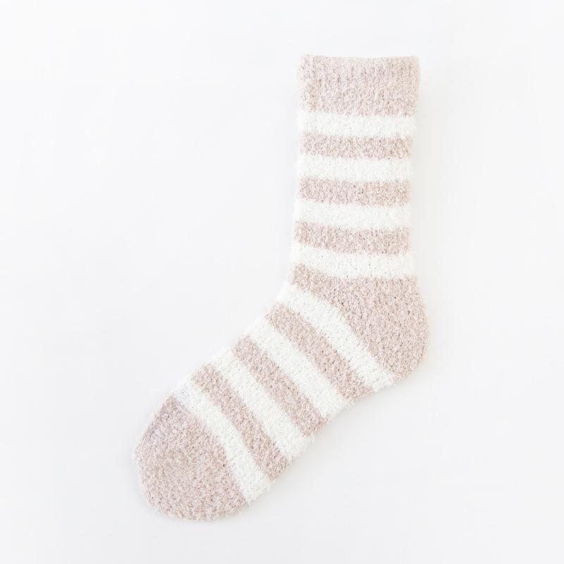 5/10 Paar Lässige Winter Verdickte Gestreifte Korallenfleece Socken für Damen Fleecegefüttert Warme Haus Schlafsocken Mittlere Wade Plüsch Boden Socken Überzieher