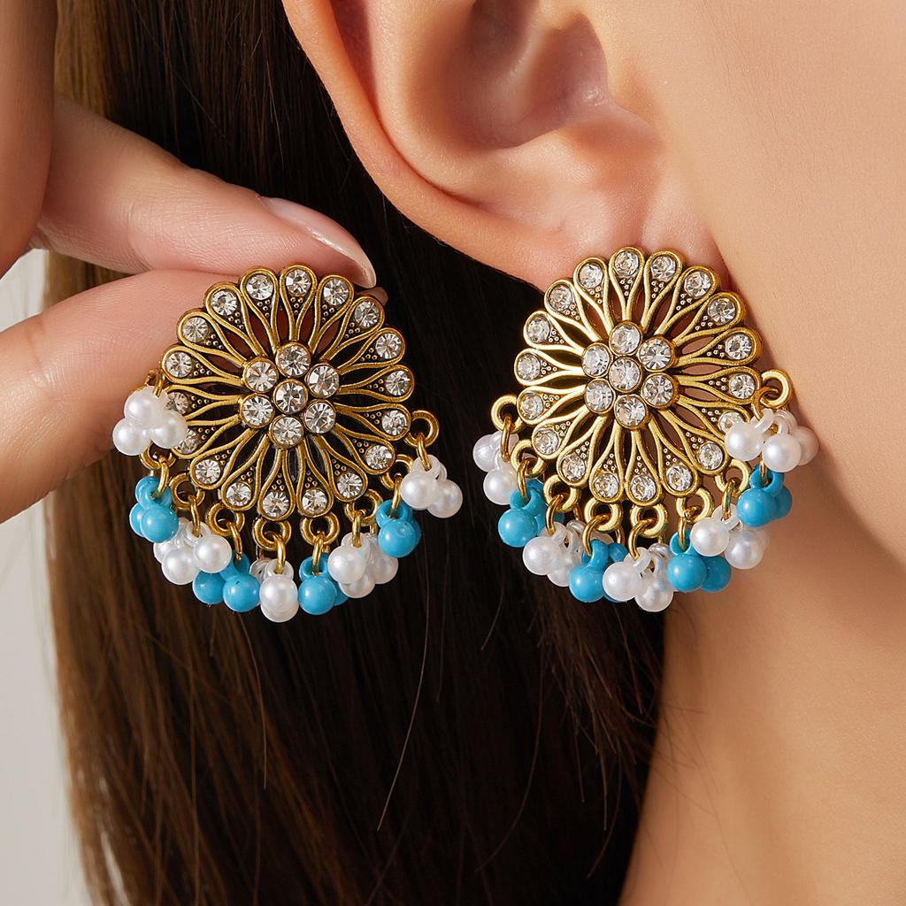 Vintage Ethnic Diamond-Set Flower Fringed Pearl Earrings Female Bohemian Travel Vacation Style Personalized Earrings Jewelry