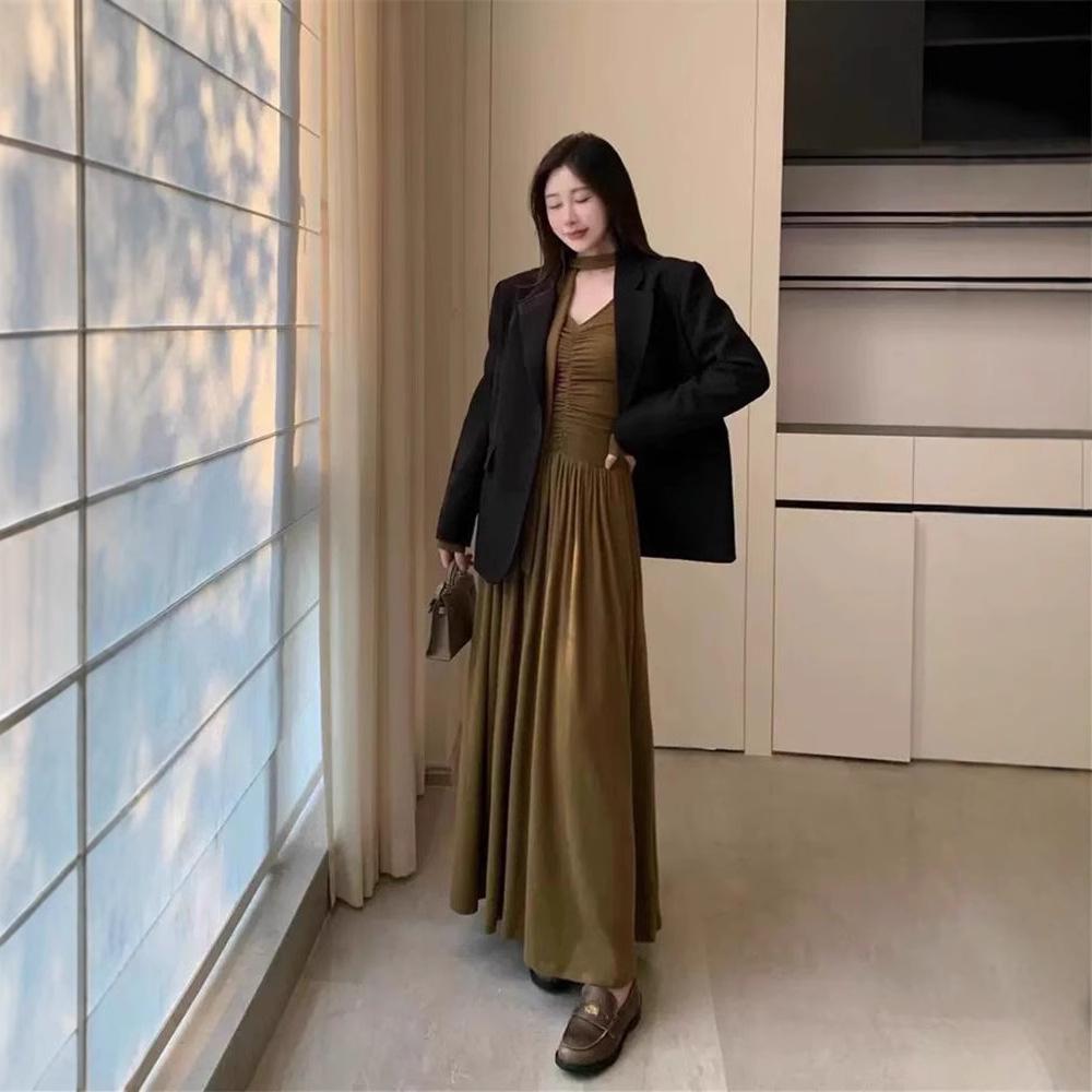 Autumn 2024 Slimming Pleated Knitted Dress for Women