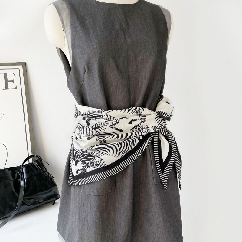140X85X63cm Vintage Print Triangle Scarf Silk Feel Scarves Headband Neck Wrap Waist Belt Shoulder Shawl for Women Daily Outfit