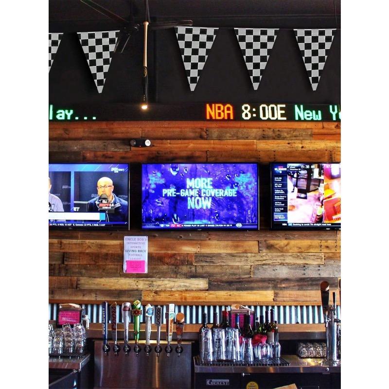 1set Party Decoration Banner Triangle Flags, Simple Black & White Checkered Pattern Triangle Flags, Suitable For Various Themed Parties And Daily Use,