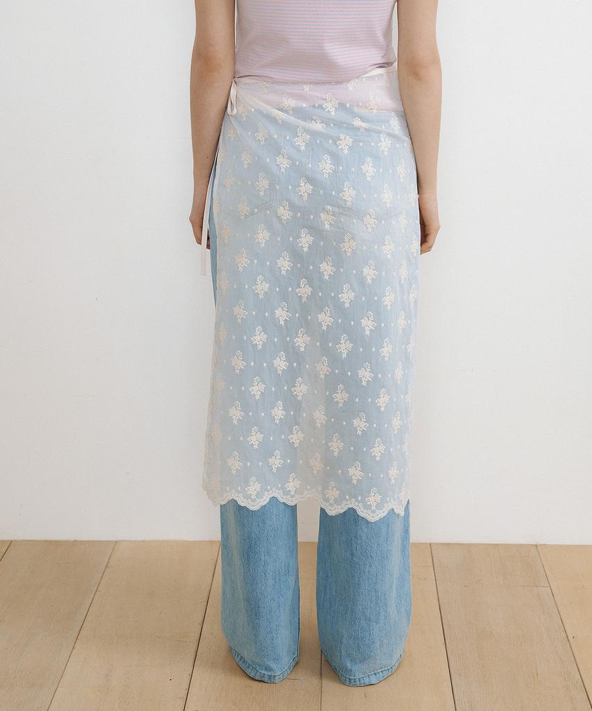 Lucirju Scallop Sheer Lace Wrap Skirt (Cream)