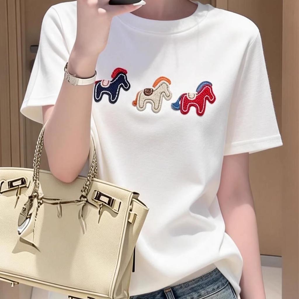 Damen Rundhals Kurzarm T-Shirt Lockerer Schnitt Cartoon Pferd Aufdruck Baumwolle T-Shirt Pendler Sommer Tägliches Oberteil