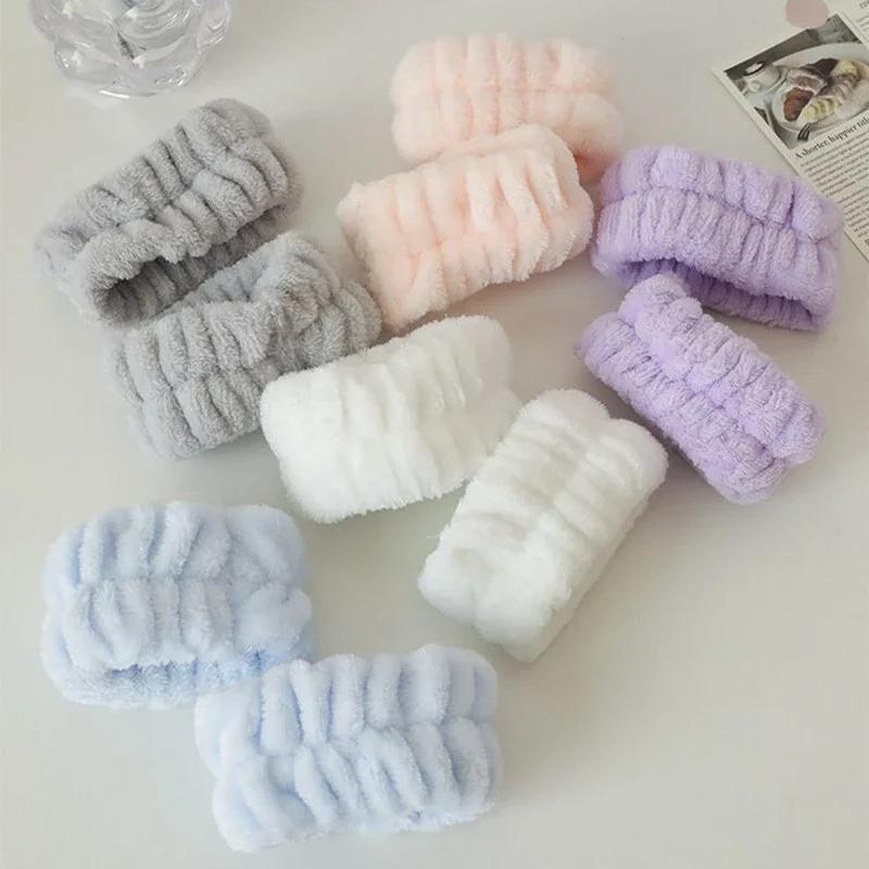 2ks Jeden pár náramek na mytí obličeje a zápěstí Absorbují vodní sporty Náramek na utírání potu Pásek do vlasů Rukáv na zápěstí odolný proti vlhkosti