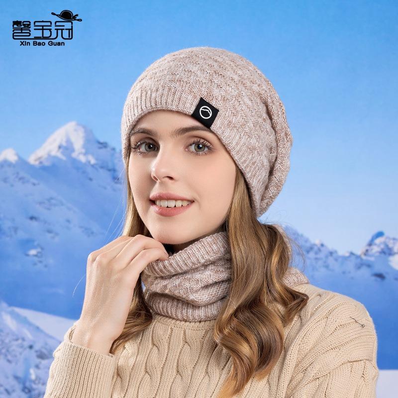 Winter hat, scarf set, women's outdoor cold protection and warmth, knitted hat, fleece ear protector, pullover, wool hat.