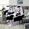 1pc Cartoon Cow Theme Pattern Blanket, Polyester Fabric, Machine Washable, Suitable for Bedroom and Living Room