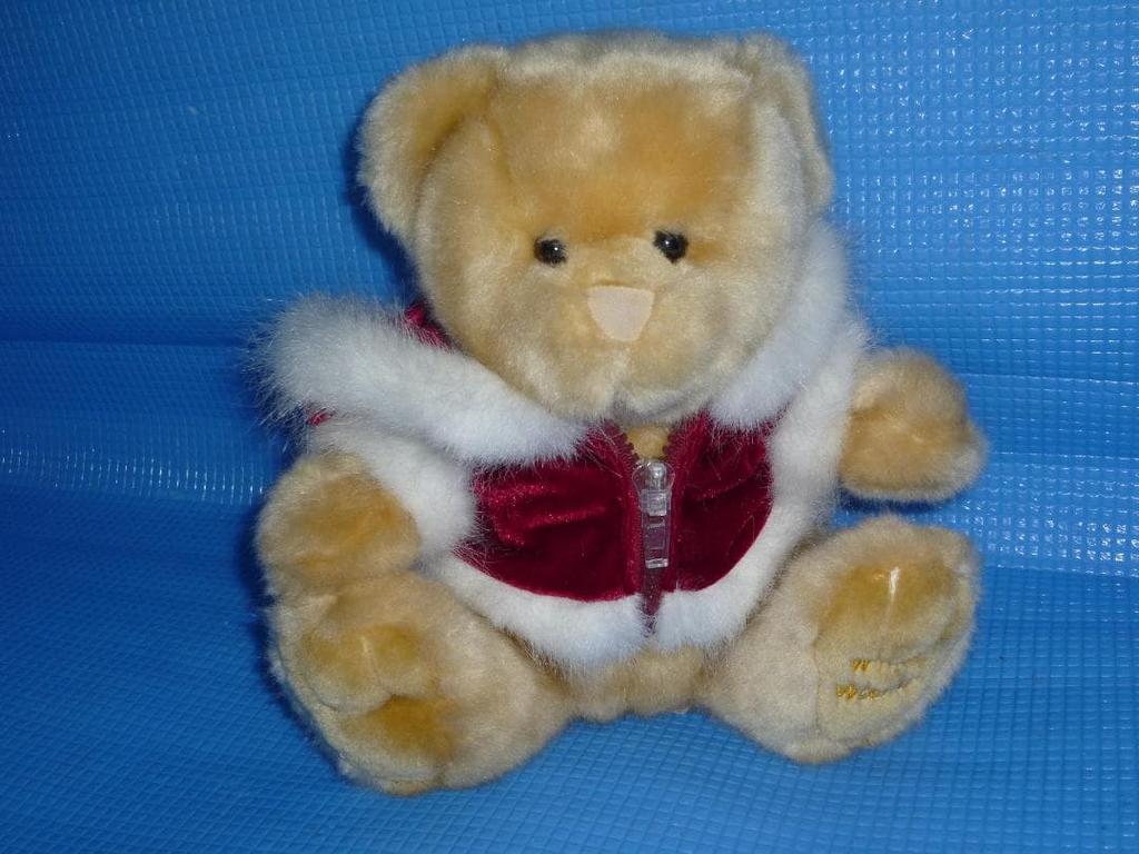 [USED] Chad Valley Winter Woolies Christmas Teddy Bear In Excellent Condition