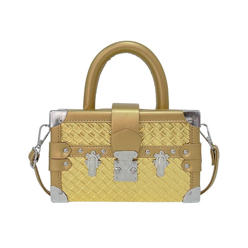 

Bag autumn 2025 new European and American fashion woven shoulder bag women s versatile portable messenger box bag золотий