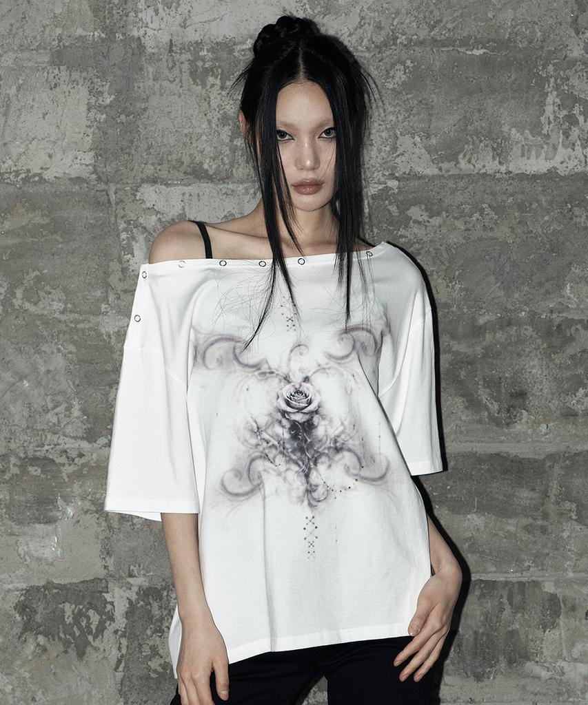 Aejeuyua Kitsch Rose Snap T-Shirt White