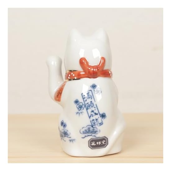 Yakushigama Maneki-neko (Beckoning Cat) Sometsuke (Blue and White) Good Luck 3.5-inch (Left Hand Rai