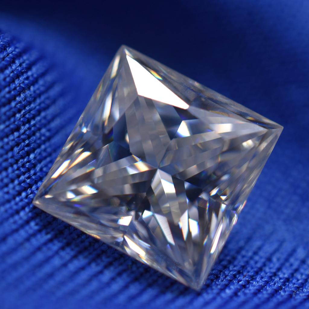 Certified D Color Moissanite Square 4x4 mm VVS1 Fabulous Loose Gemstone