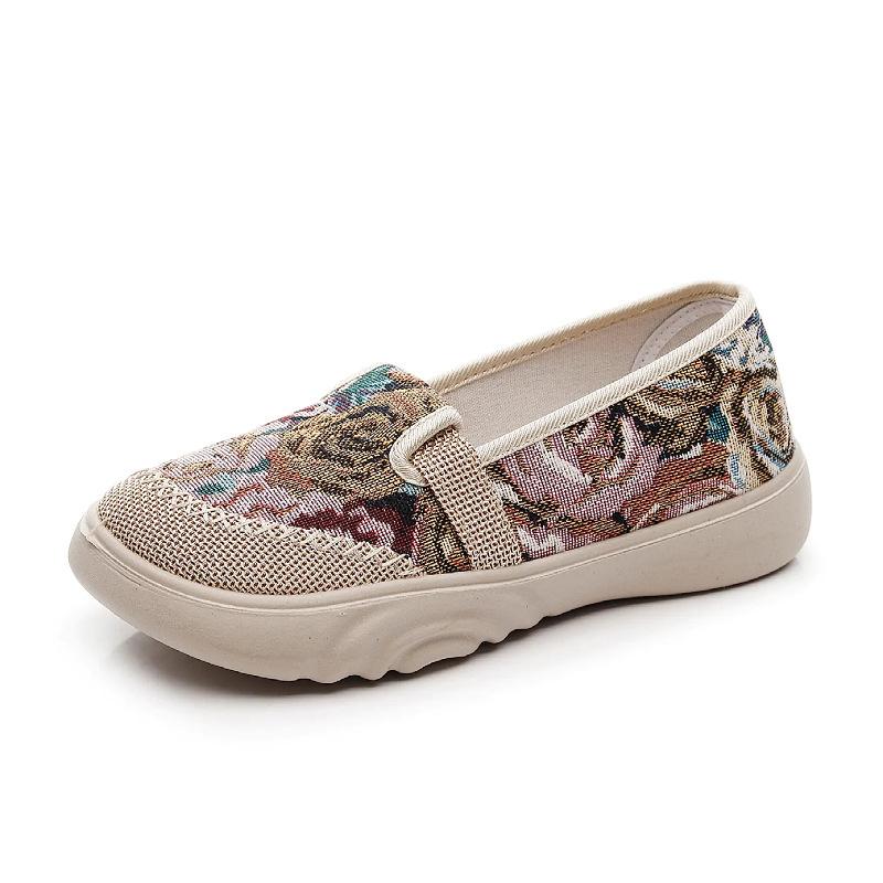 Processing customized new old ******* cloth shoes 25 ****** versatile one-pedal non-slip s**t sole lightweight foreign trade fisherman shoes