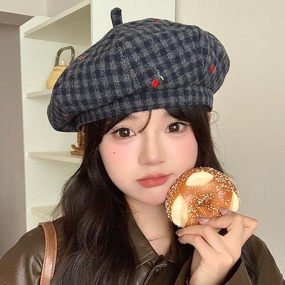 Autumn Hat Women's Versatile Embroidered Flower Beret Sweet and Cute Octagonal Hat Showing Face Little Painter Hat