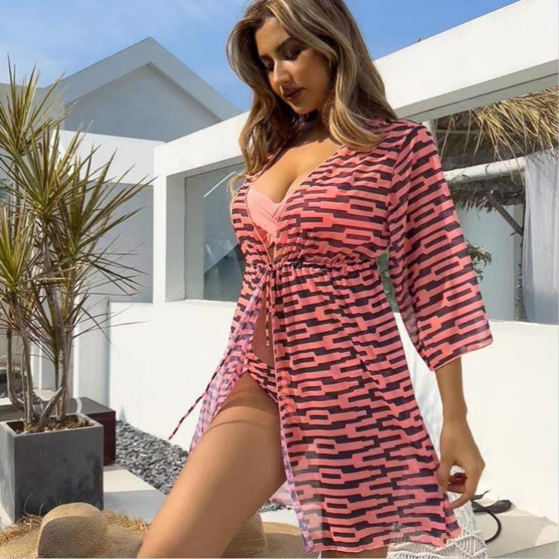 2024 Nové dámské plážové plavky s dlouhým rukávem, evropské a americké bikiny, třídílná sada, zahraniční obchod