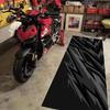 Covor Negru Gri Minimal Zimțat de Curse pentru Boxe Anti-Alunecare Rezistent la Uzură pentru Parcare Garaj Motocicletă Covor de Podea
